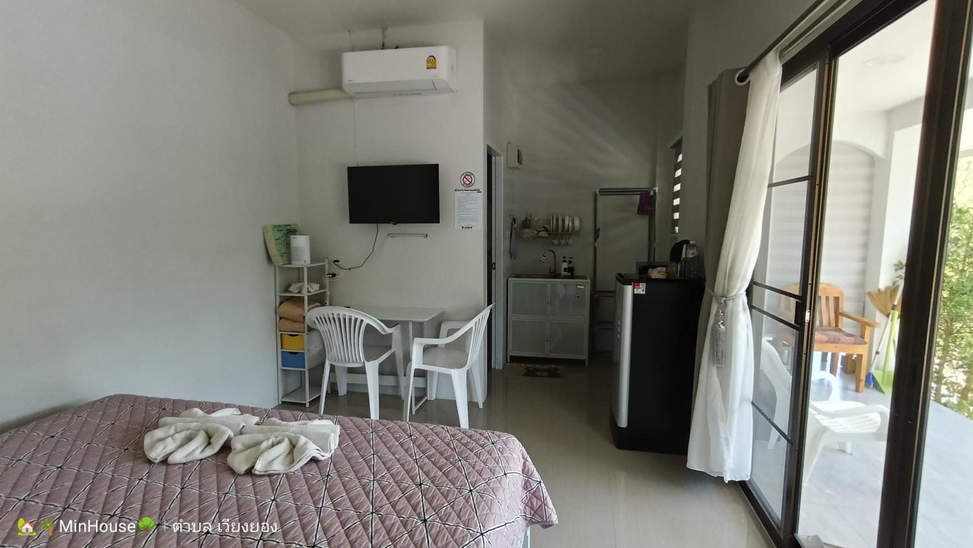 Min House Hotel ลำพูน ภายนอก รูปภาพ